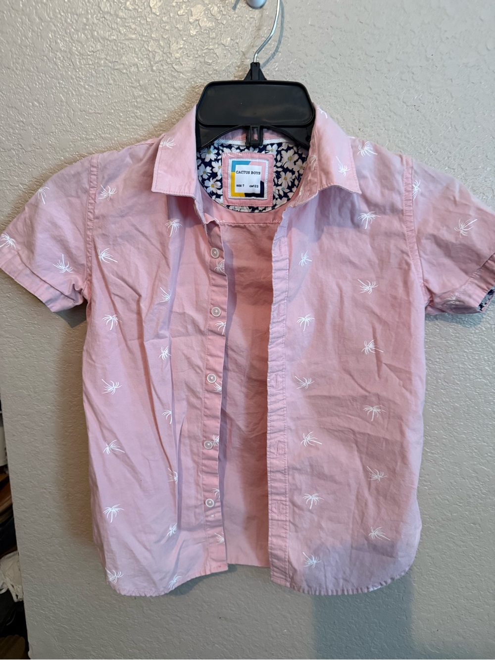 Cactus Pink Short-Sleeve Button-Down Shirt with White Palm Embroidery